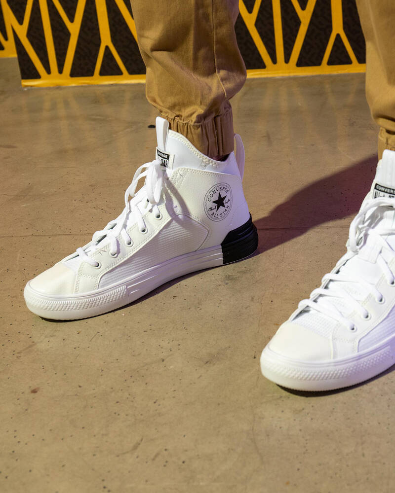 Converse Chuck Taylor Ultra Mid Shoes for Mens