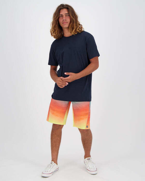 Billabong Fluid Pro Board Short for Mens