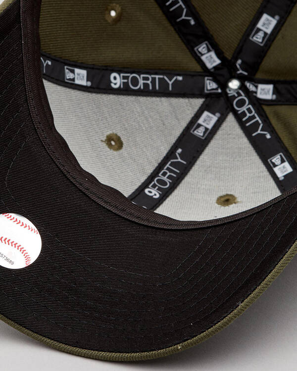New Era New York Yankees 9Forty Snapback Cap for Mens