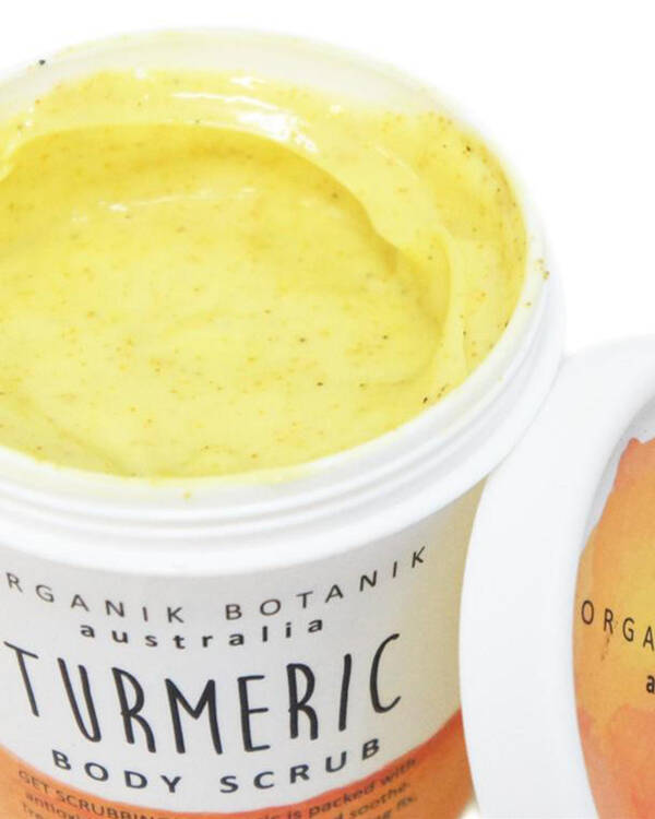 Organik Botanik Tumeric Scrub for Womens