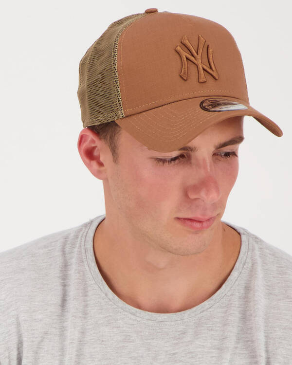 New Era Yankees A Frame Trucke for Mens
