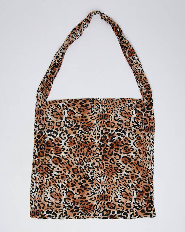 Mooloola Leopard Carry Bag for Womens