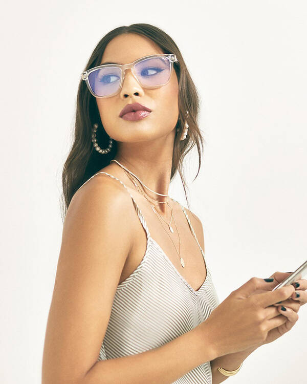 Quay Australia Hardwire Mini Blue Light Glasses for Unisex