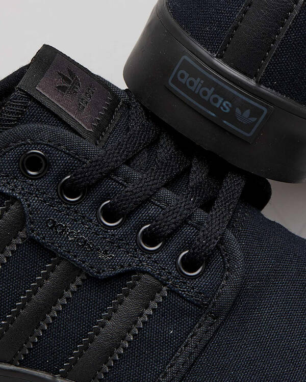 Adidas Womens Seeley Shoes for Womens