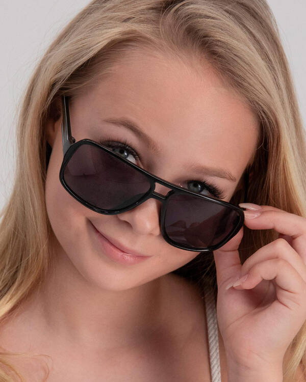 Karyn In LA Girls' Cassidy Sunglasses for Womens