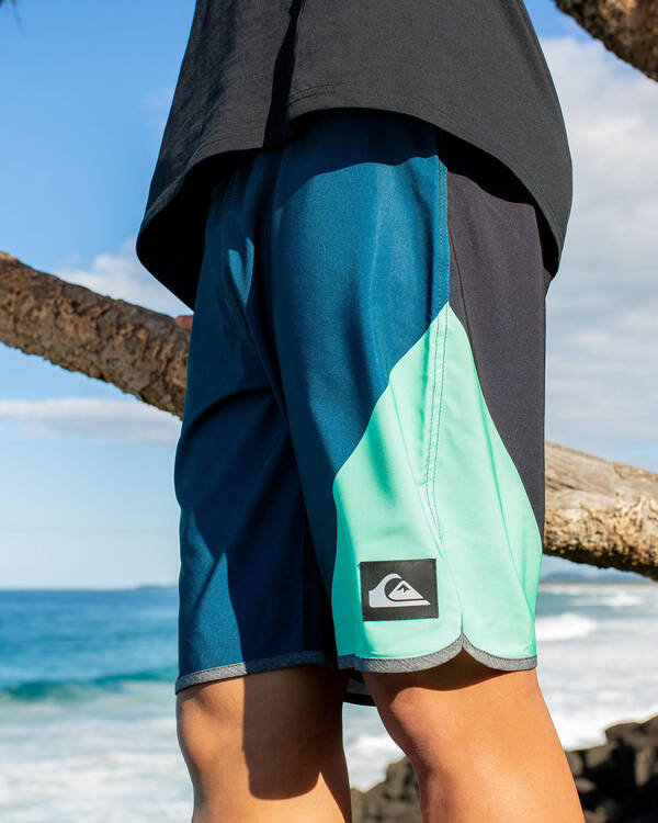 Quiksilver Highline New Wave 20" Board Shorts for Mens