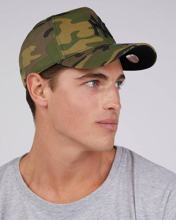 Forty Seven New York Yankees MVP Snapback Cap for Mens