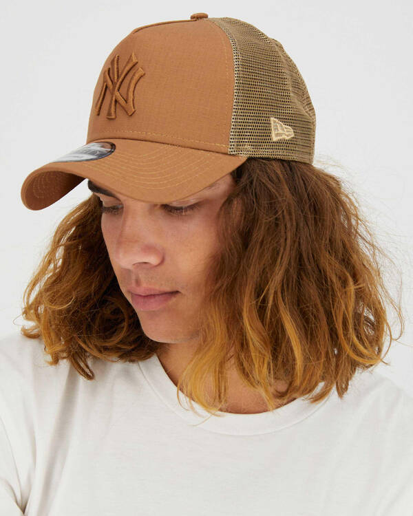 New Era Yankees A Frame Trucke for Mens