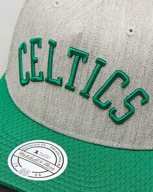 Mitchell & Ness Celtics Pinch Panel Snapba for Mens
