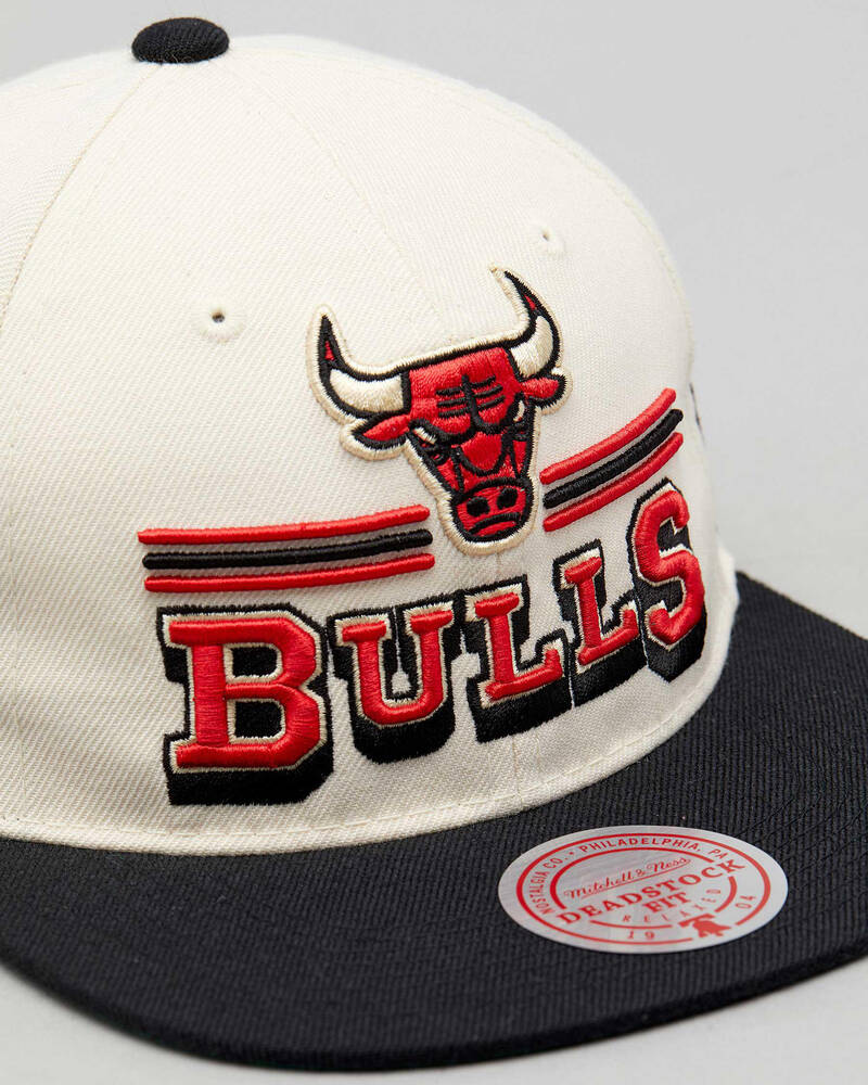 Mitchell & Ness Fan Banner Bulls Cap for Mens