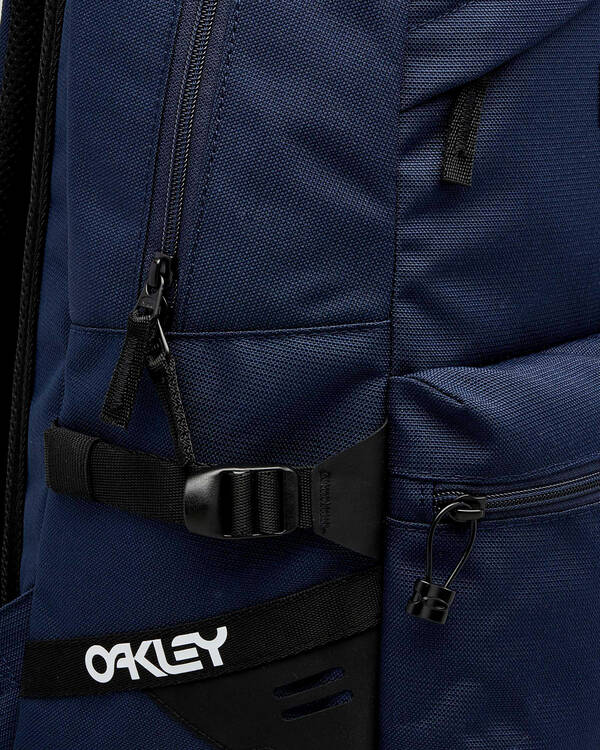 Oakley Street Backpack for Mens
